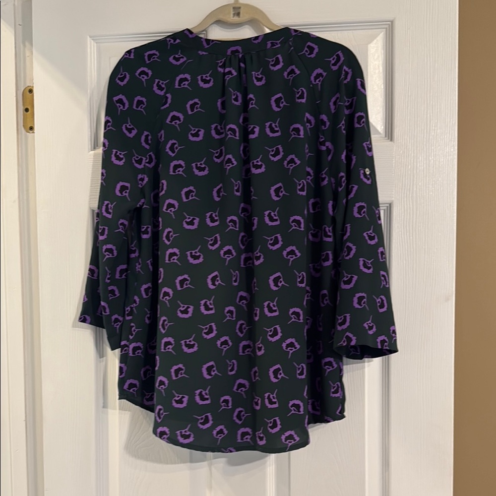 41 Hawthorn Blouse. Dark green and purple. - Picture 3 of 3